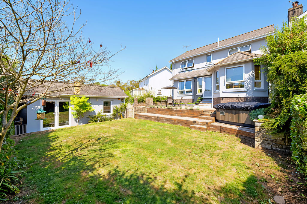 Rear Elevation- click for photo gallery
